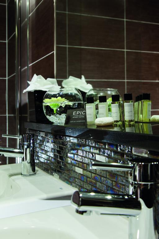 Epic Apartments Seel Street Liverpool Room photo