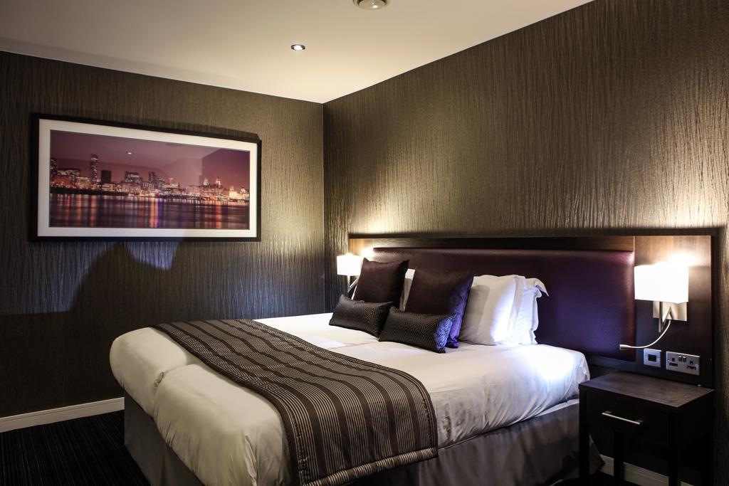 Epic Apartments Seel Street Liverpool Room photo